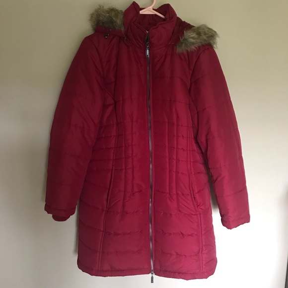 Susan Graver Jackets & Blazers - Susan Graver puffer coat with removable hood